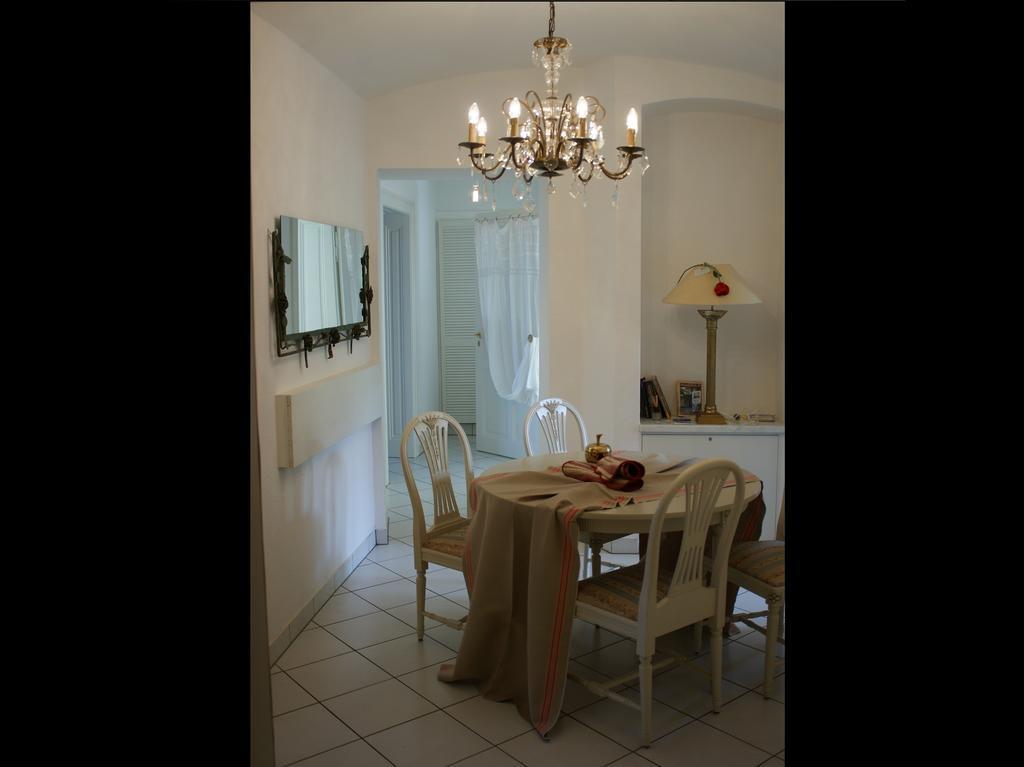 Apartment Hermine Görlitz Pokoj fotografie